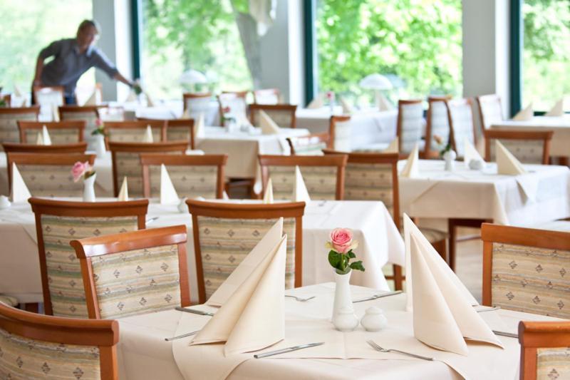 Nationalparkhotel Kranichrast Schwarzenhof Екстер'єр фото